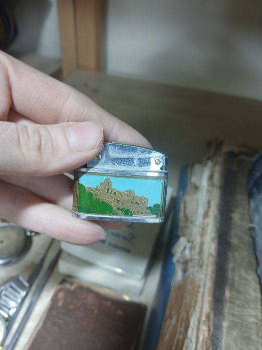 Пьезза зажигалка