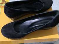 Продам женские туфли, пр-во Турция