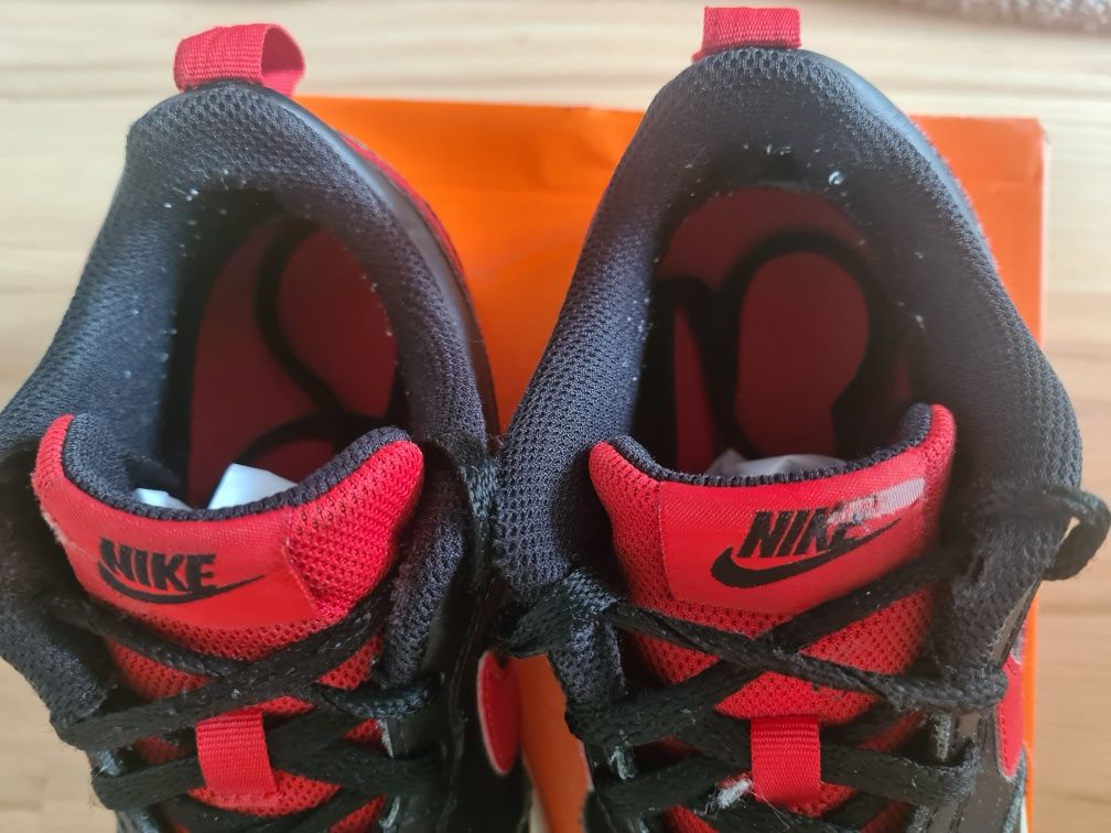 Nike Маратонки COURT BOROUGH LOW RECRAFT BG размер 38.5
