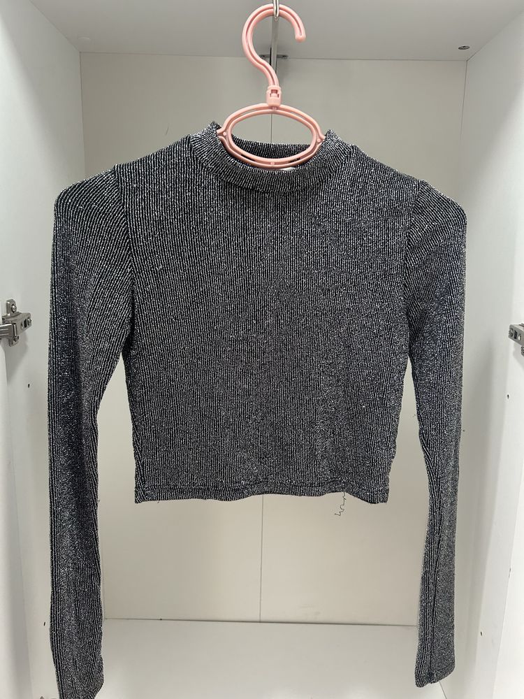 Пола и топ Pull&Bear