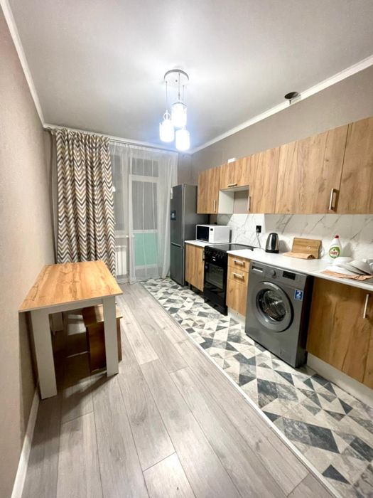 ПО ЧАСАМ,посуточно однокомнатные квартиры в районе Момышулы  от 9000тг