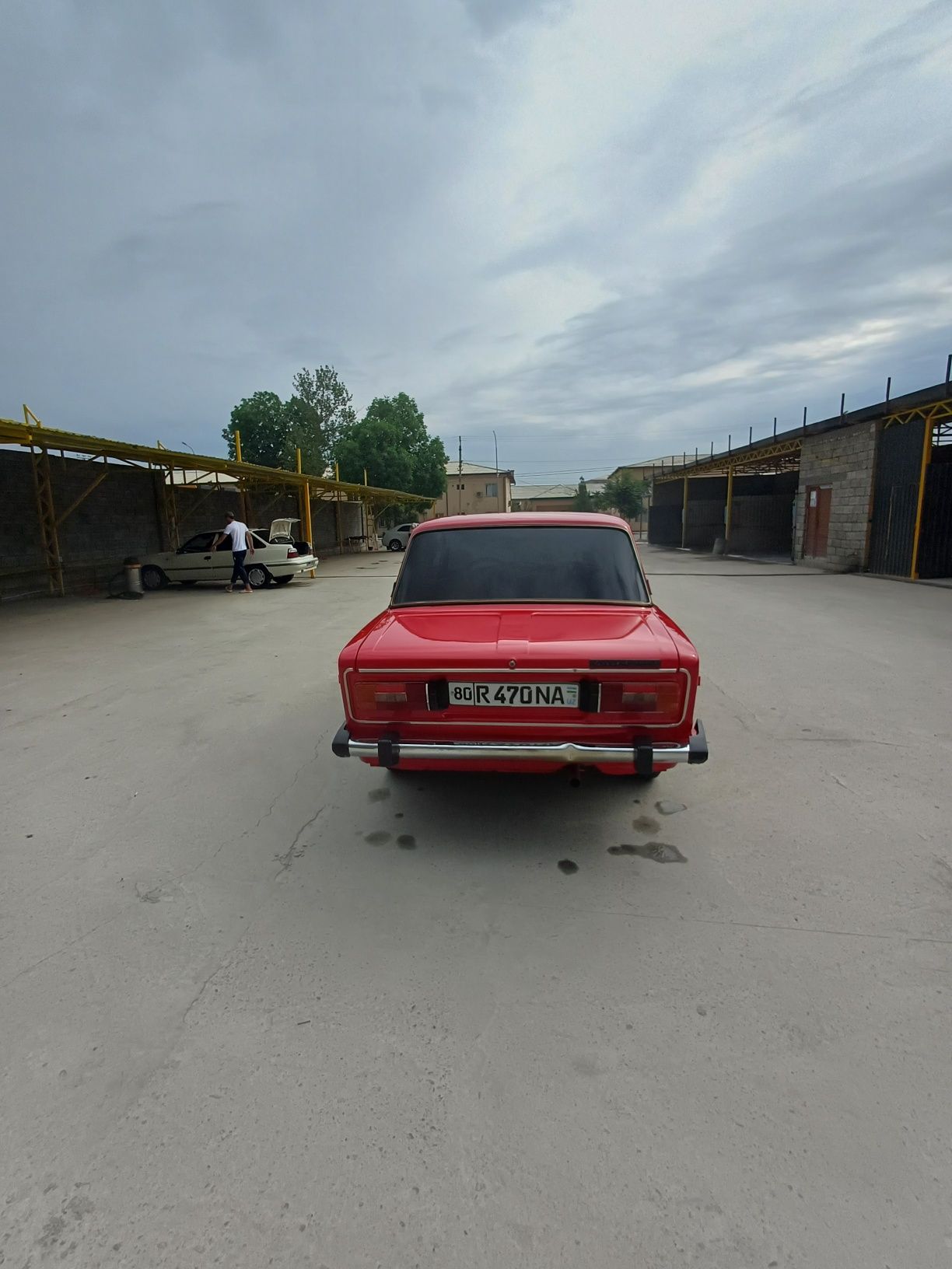 Vaz 2106 yahshi sastayaneda pulini kelishamiz