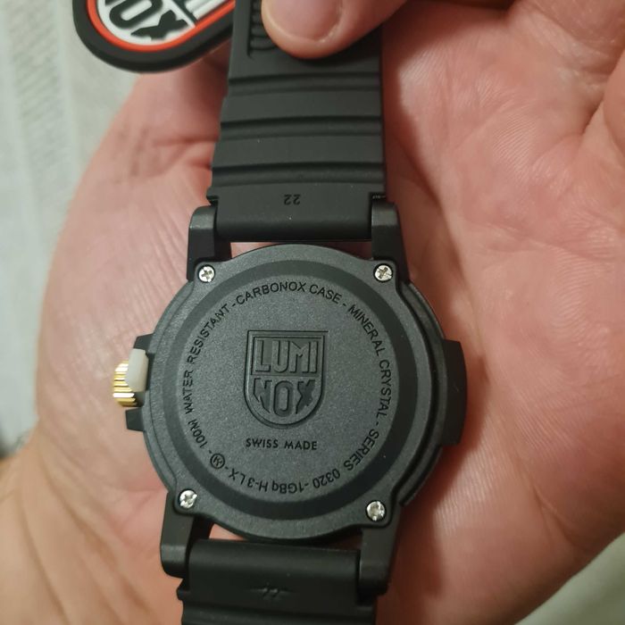 Часовник Luminox swiss