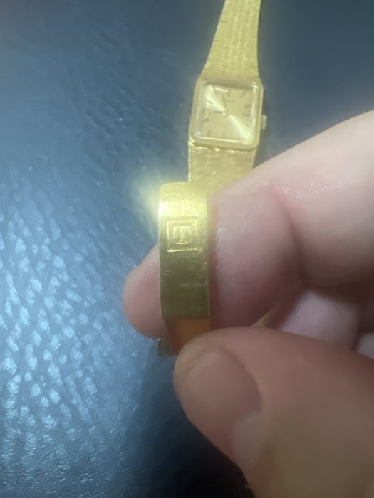 Vand/schimb Tissot dama placat aur, mecanic cu ceas barbatesc