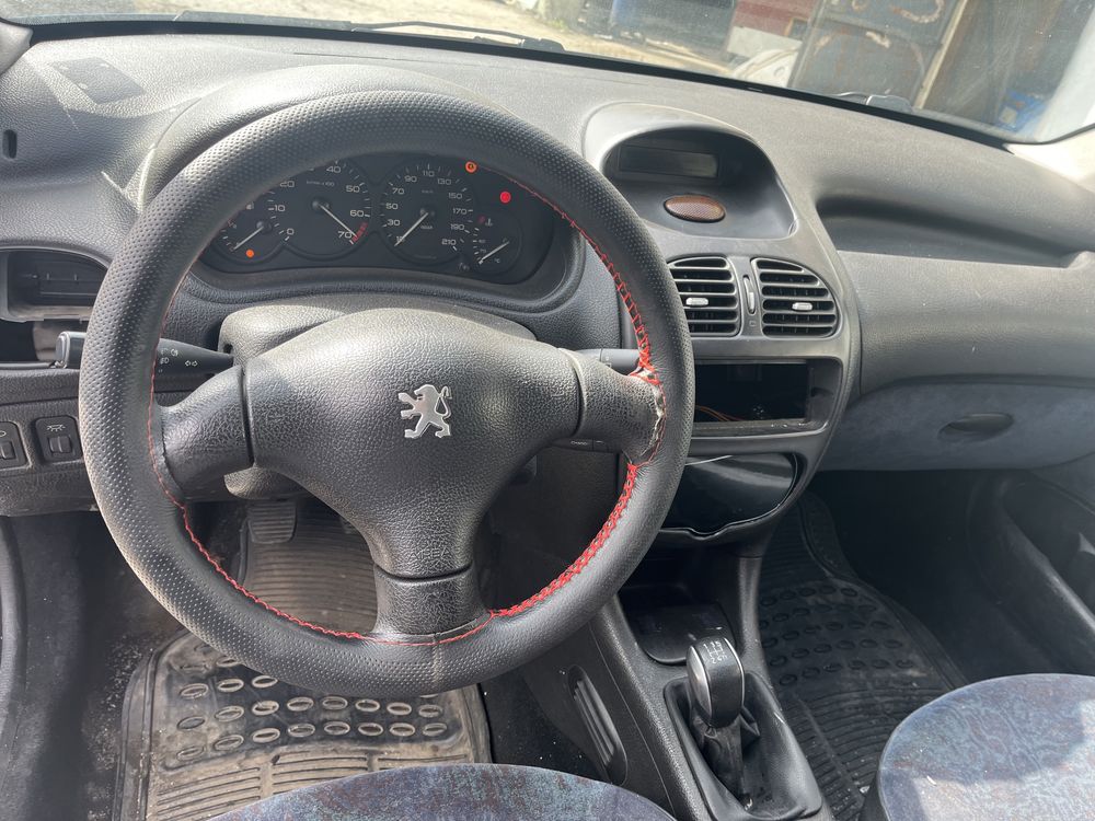 peugeot 206 1.4 75кс на части