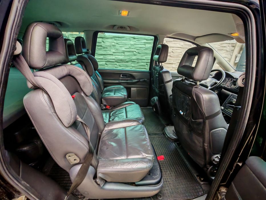 Vând VW Sharan 2004, motor 1.9 TDI ASZ 131 CP, cutie manuală, 7 locuri