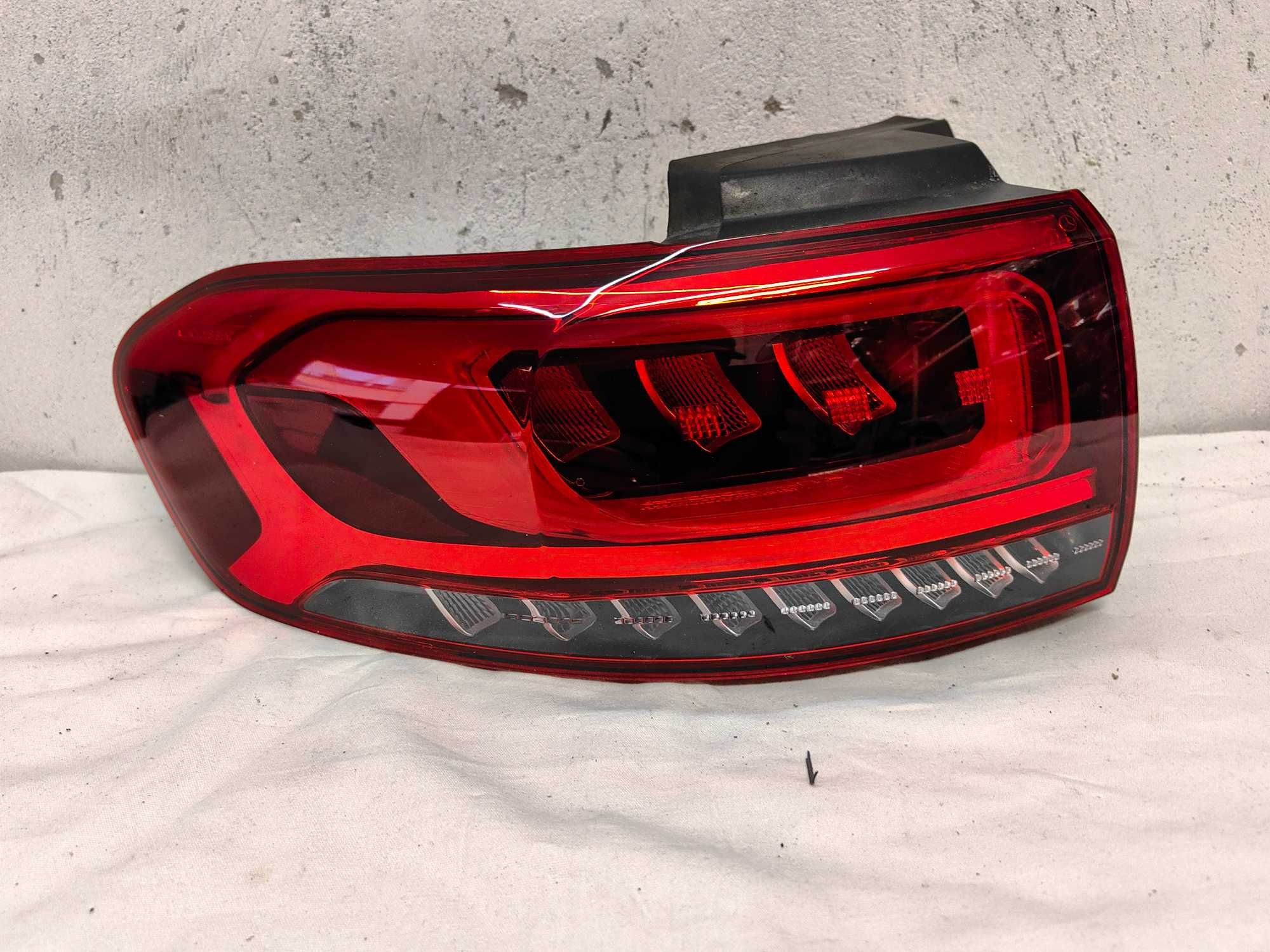 Оригинален стоп Мерцедес 243 Mercedes EQB 243 Led