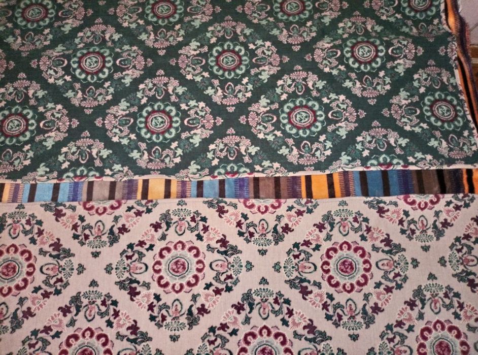 Гобелены двухсторонние на кресло.