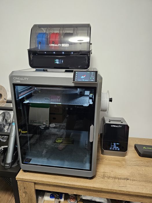 Imprimanta 3D Creality K2 Plus  + 2xCFS + Graphite Bed+ Cartho
