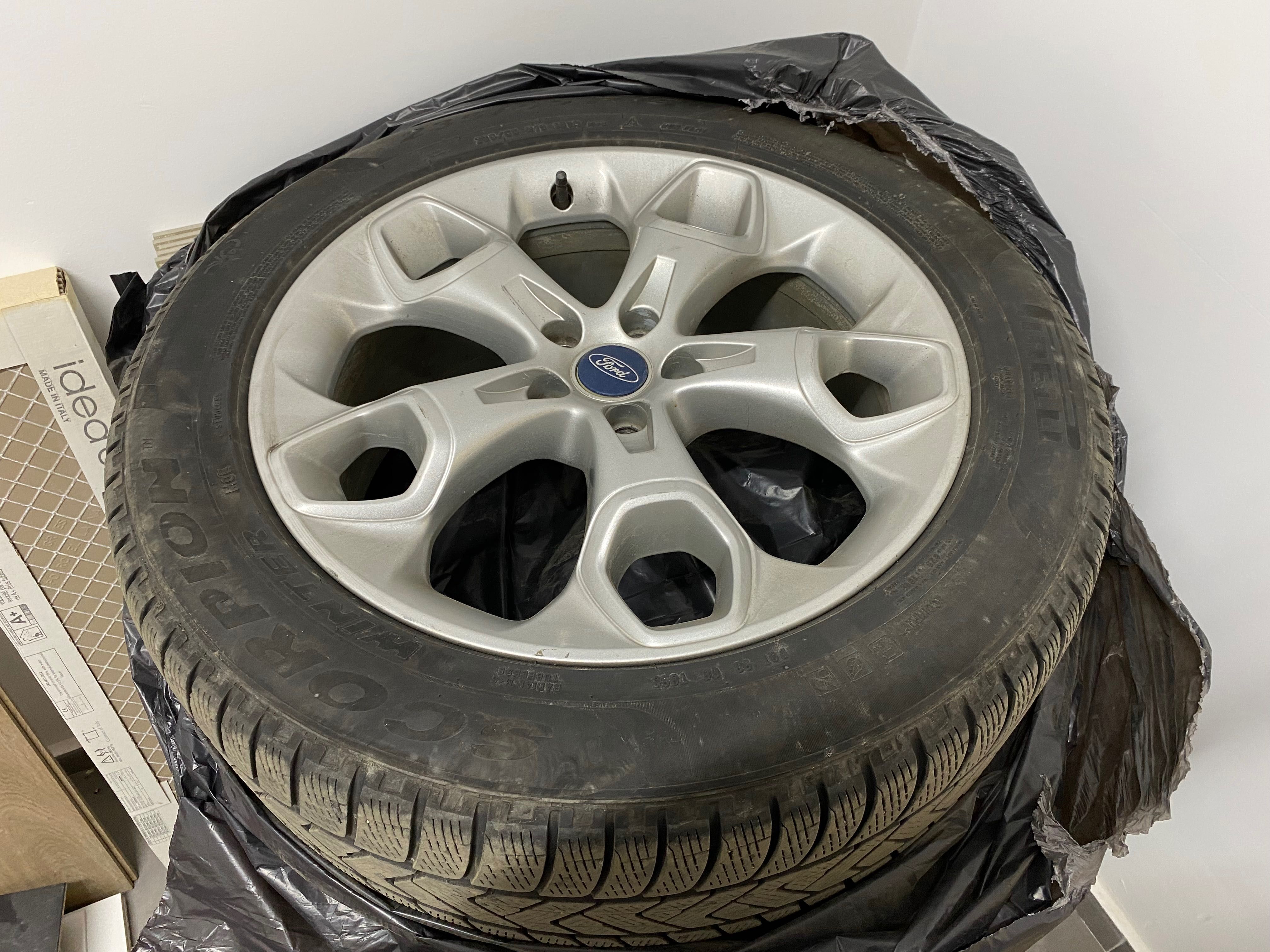 Jante Ford R19 + anvelope m+s Pirelli