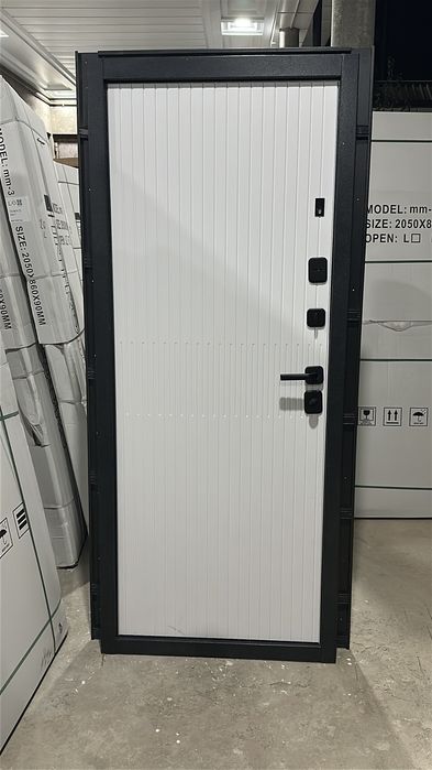 Входные двери. Kirish eshiklar.