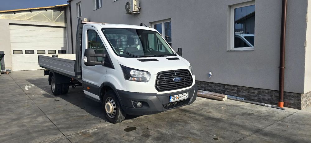 Ford Transit Autoutilitara Ford Transit platforma 3.5 t