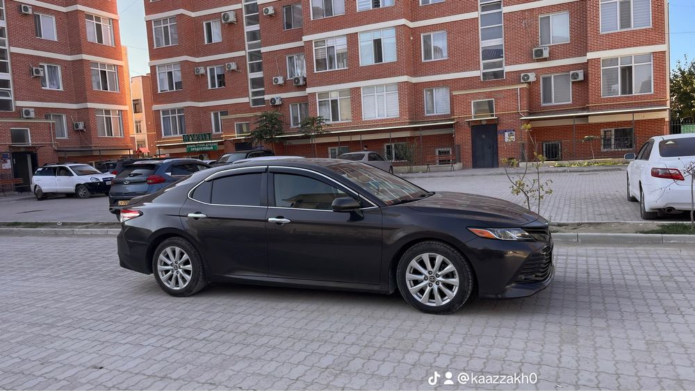 Тойота Камри 70 р 17