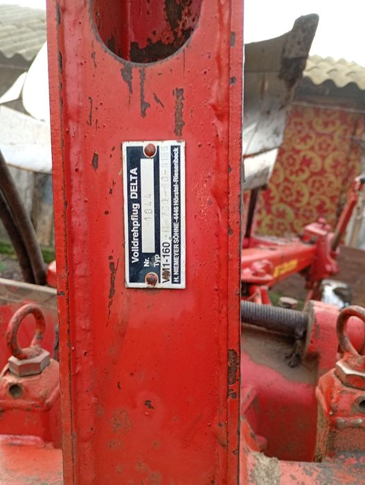 Plug reversibil hidraulic