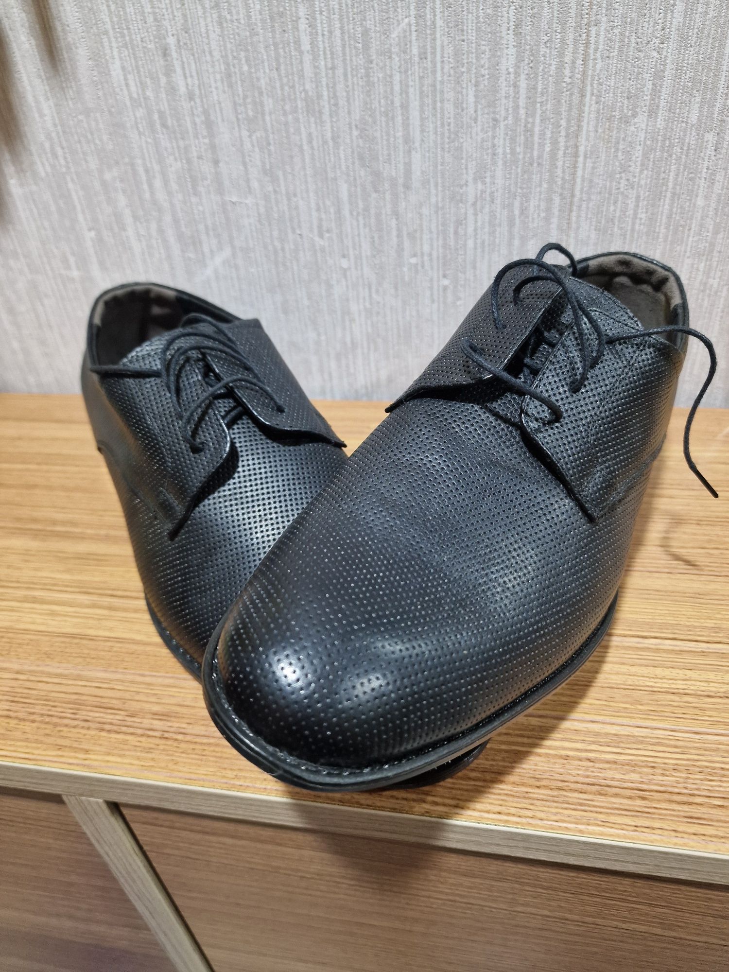 Мъжки официални обувки н-р 43