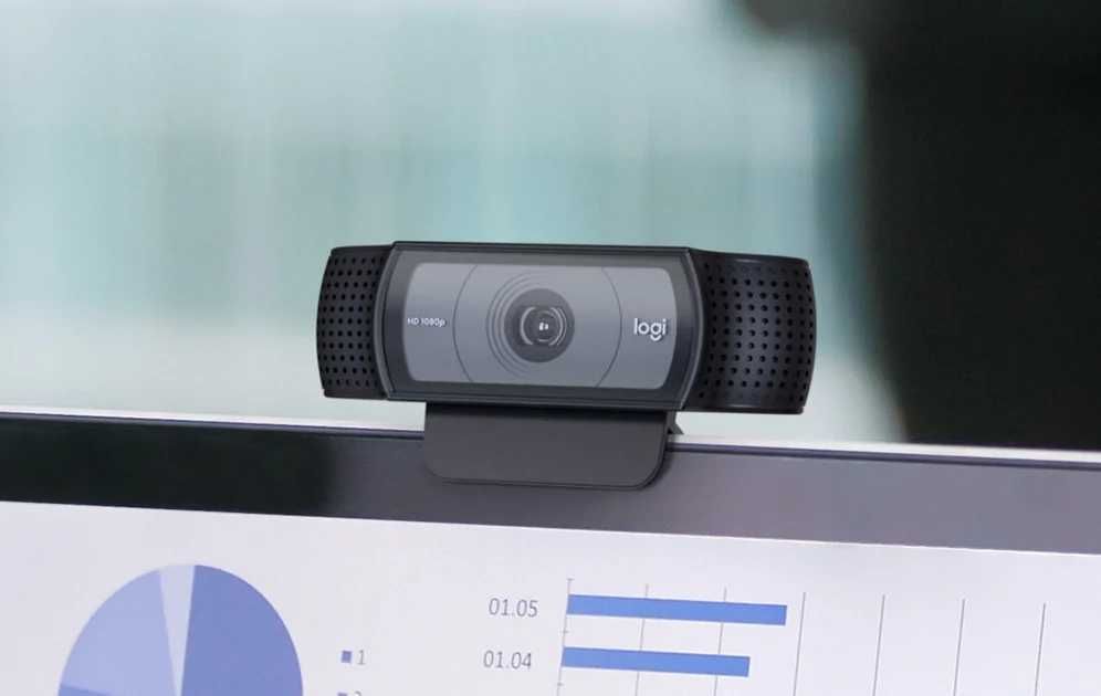 Logitech C920e — веб-камера Full HD с двумя микрофонами. Есть доставка