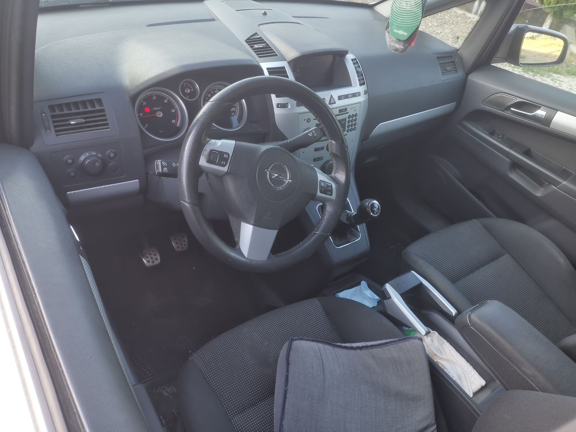 Opel Zafira 1.9 cdti