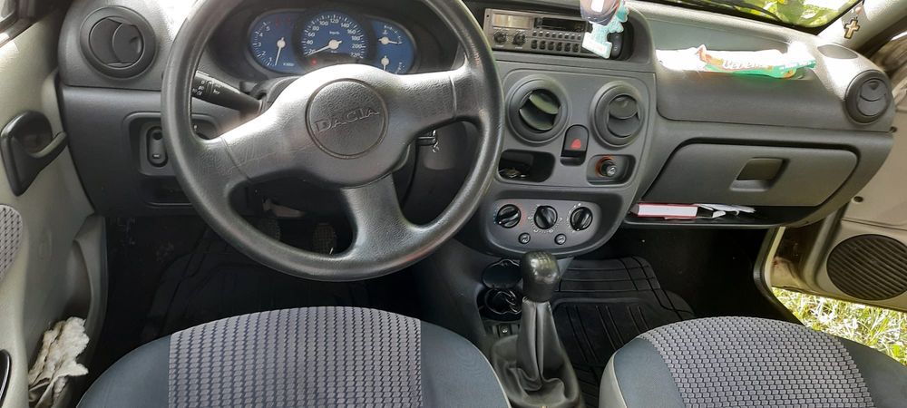 Se vinde Dacia Solenza