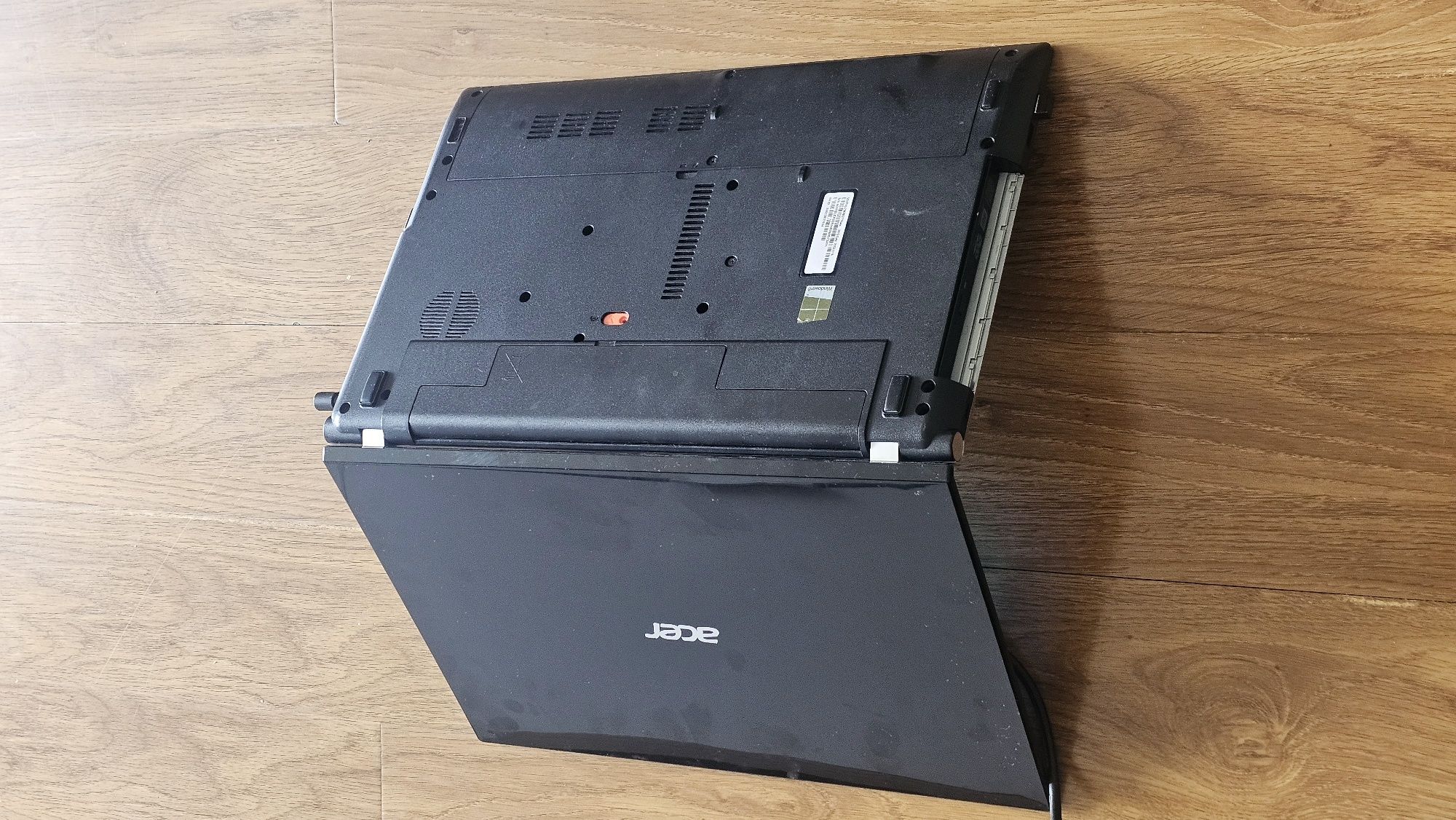 Acer V3-571G Core i7 SSD 240gb+1tb