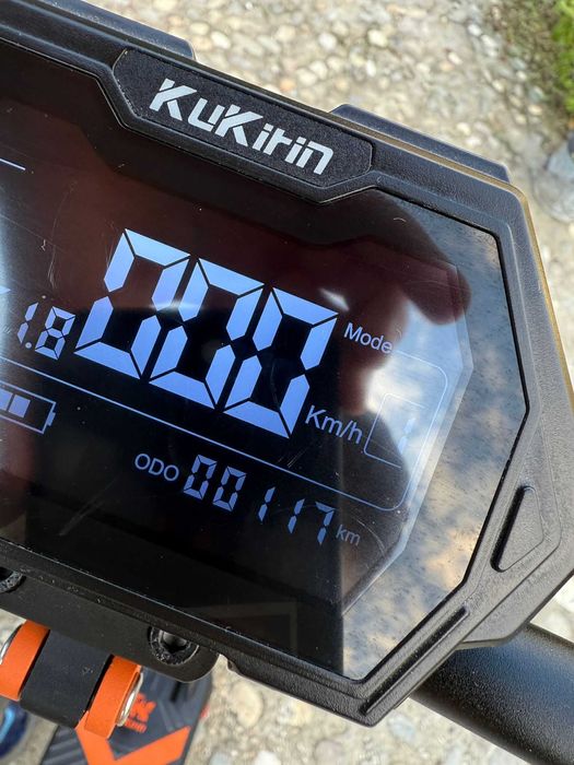 Kukirin G2max aproape noua