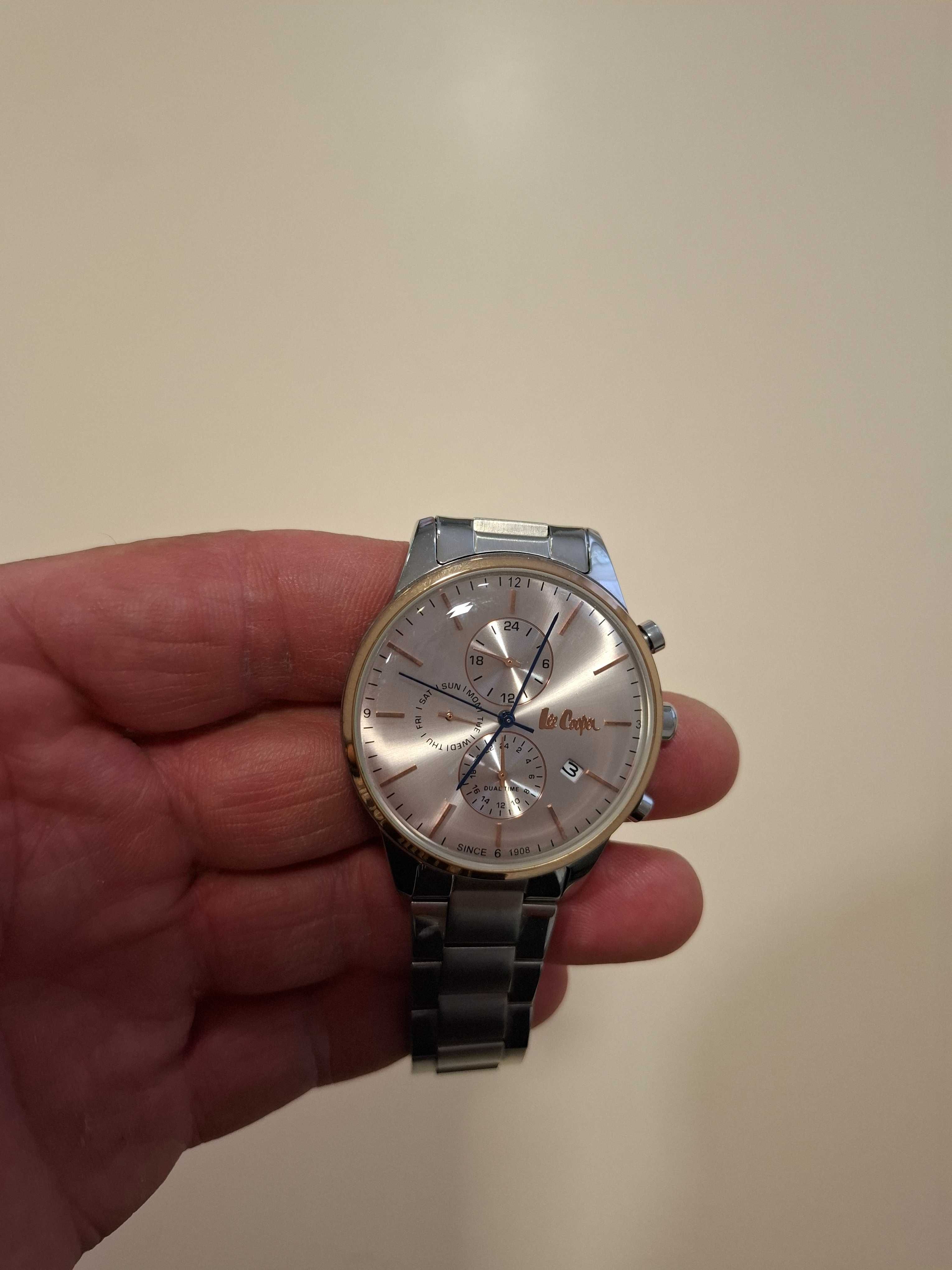 Часовник Lee Cooper