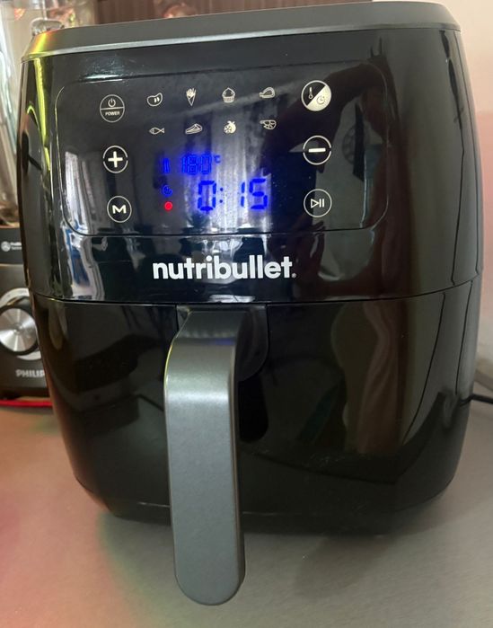 Friteuza cu aer cald