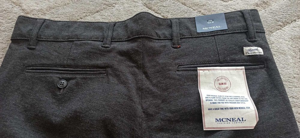 Нов оригинален панталон  McNeal, р-р 40 (М)