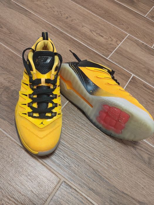 Adidași NIKE Air Jordan Metalic Gold