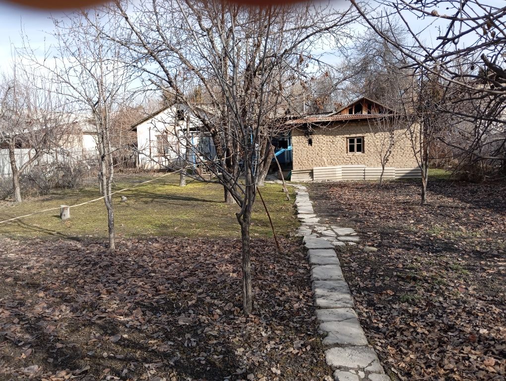 Участок с домом 12 соток