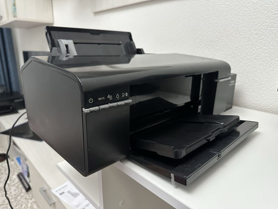 Epson L805 — цветной фотопринтер
