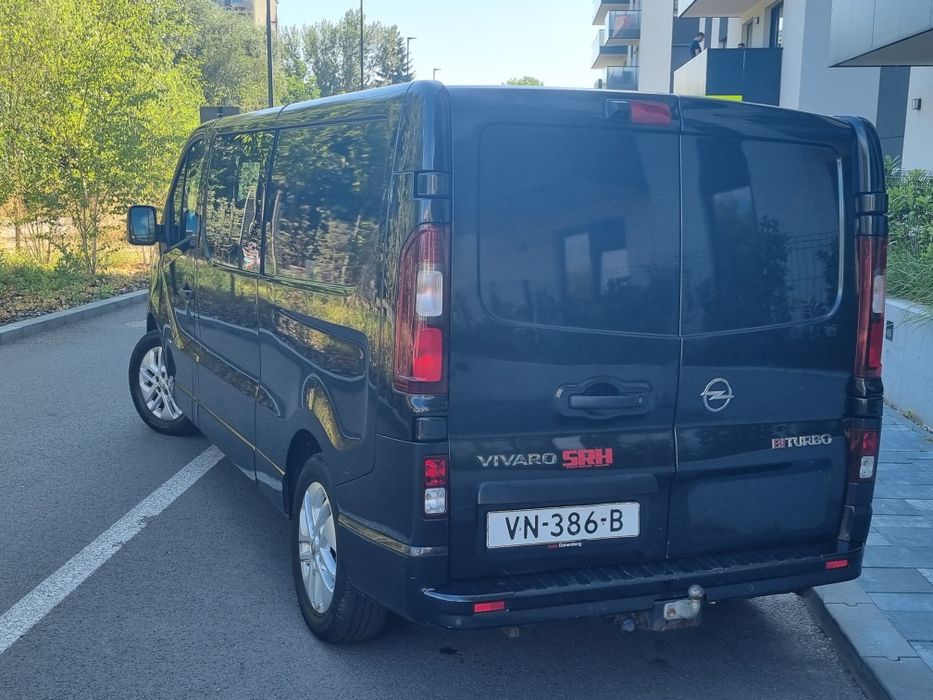 Opel Vivaro 1.6 D cabina dublă in perfecta stare