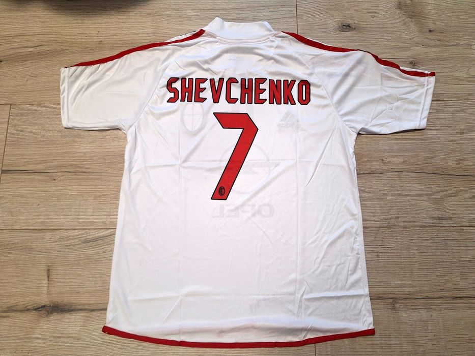 Футболна фланелка на Милан # Андрий Шевченко#7#ретро модел сезон 04/05