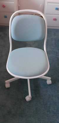 Vand scaun birou pentru copii, model Ikea ORFJALL