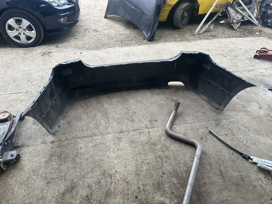 Задна броня за BMW E90 преди фейса!