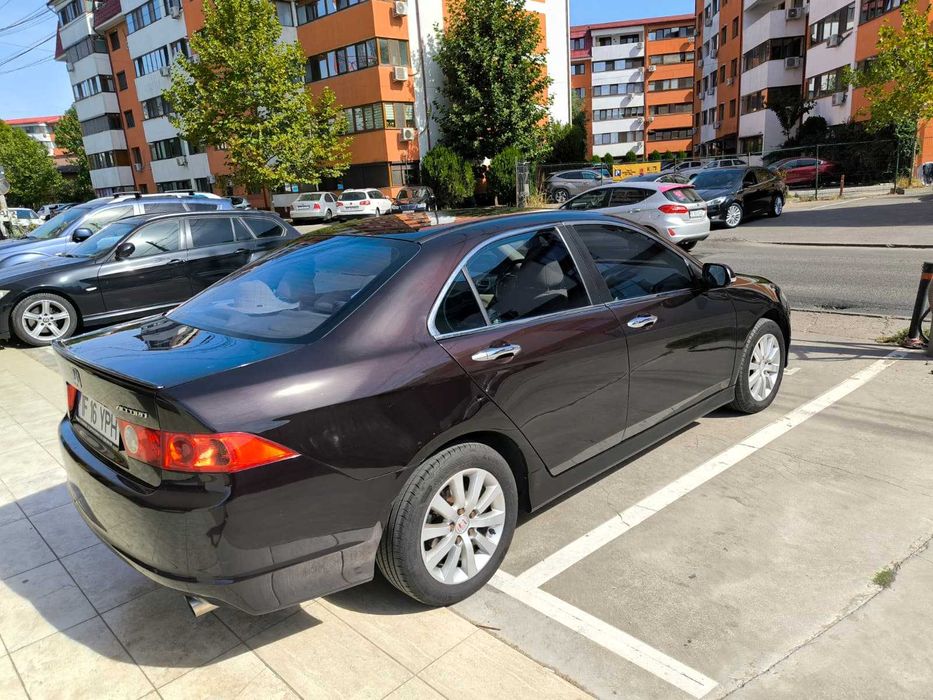Vand Honda Accord 2.0 Benzina 2007