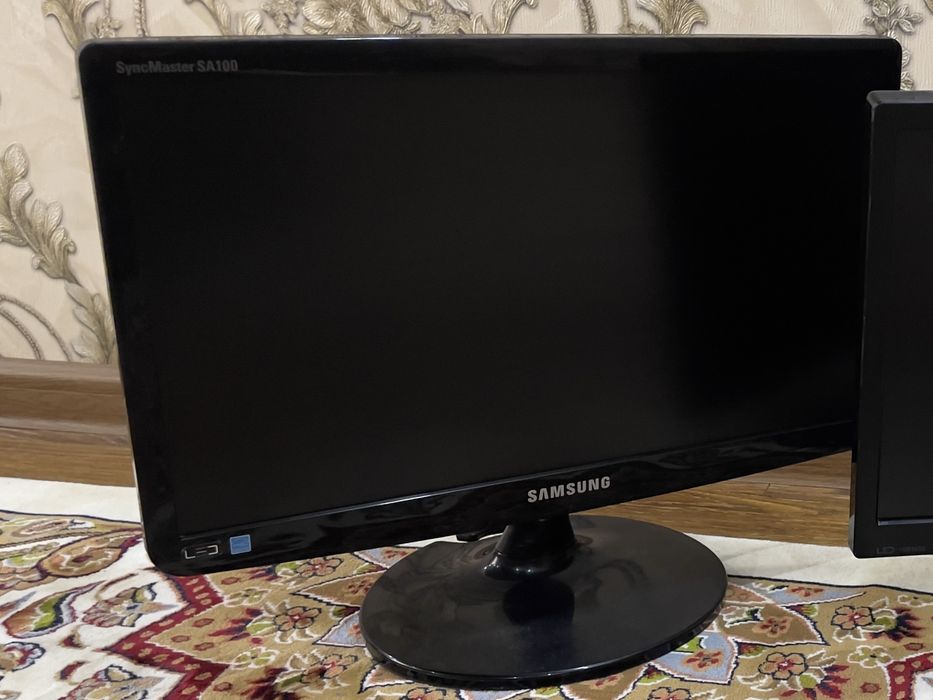 Монитор Samsung SA1000