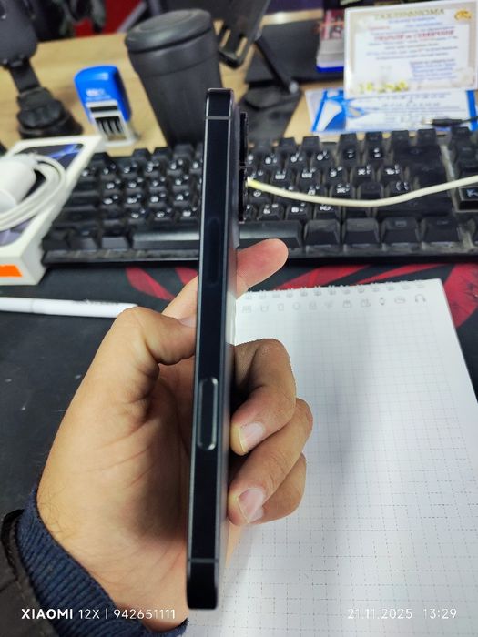 Iphone 16 pro 128 CH/A dual sim  100 Yomkis 41 sikl