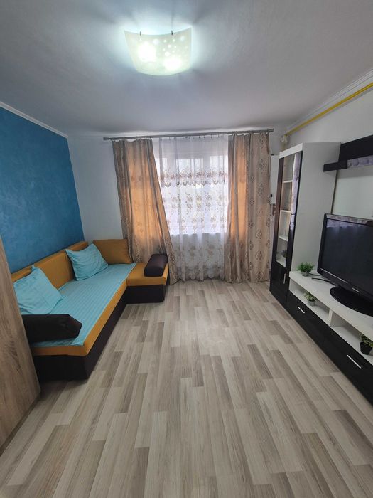 De inchiriat. Regim hotelier. 150 lei . Zona Industriala