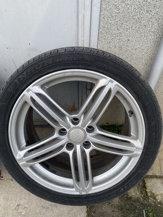 Джанти с гуми Ауди 18