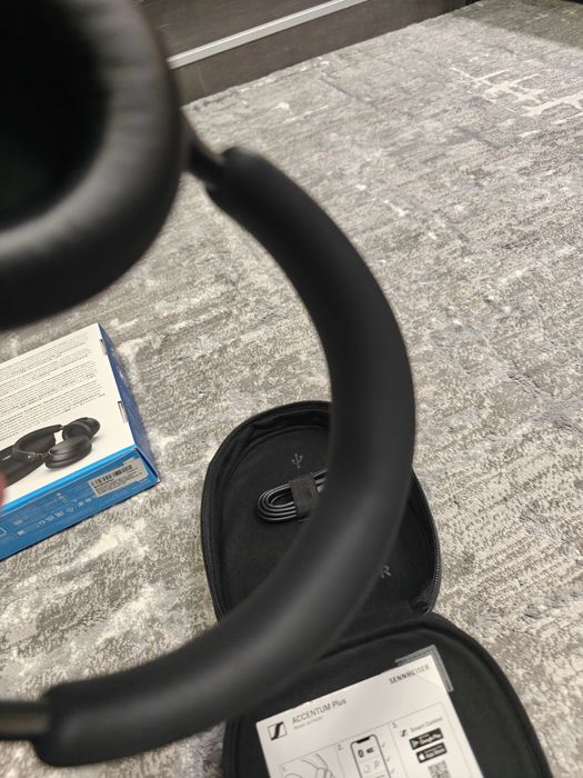 Слушалки Sennheiser ACCENTUM Plus Wireless Безжични