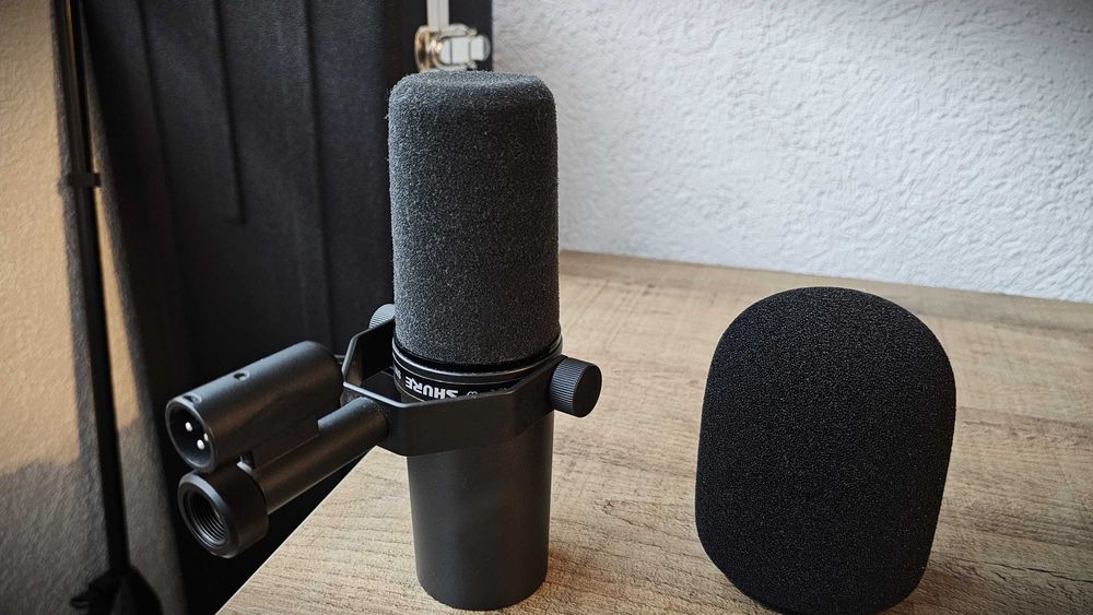 Pachet Profesional: Microfon Shure SM7B + Preamp Triton Audio FetHead