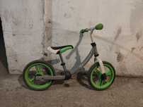bicicleta fără pedale