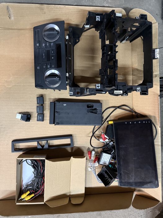 Двоен дин с мултимедия за Ауди А3