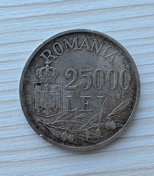 Monedă 25000 lei