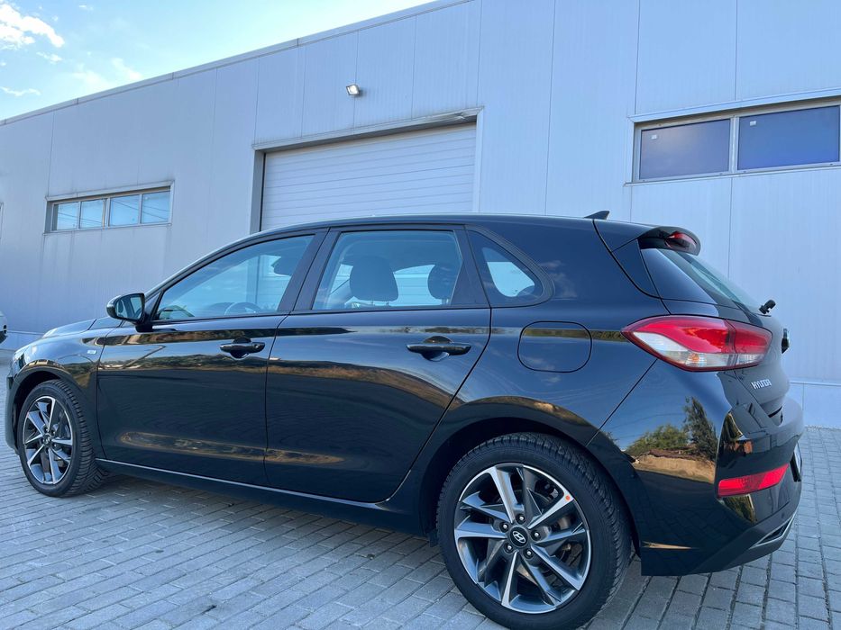 HYUNDAI i30 1. 0TURBO M-HEV 48V 120 к.с.MILD Hybrid,CarPlay,TUV,89990к