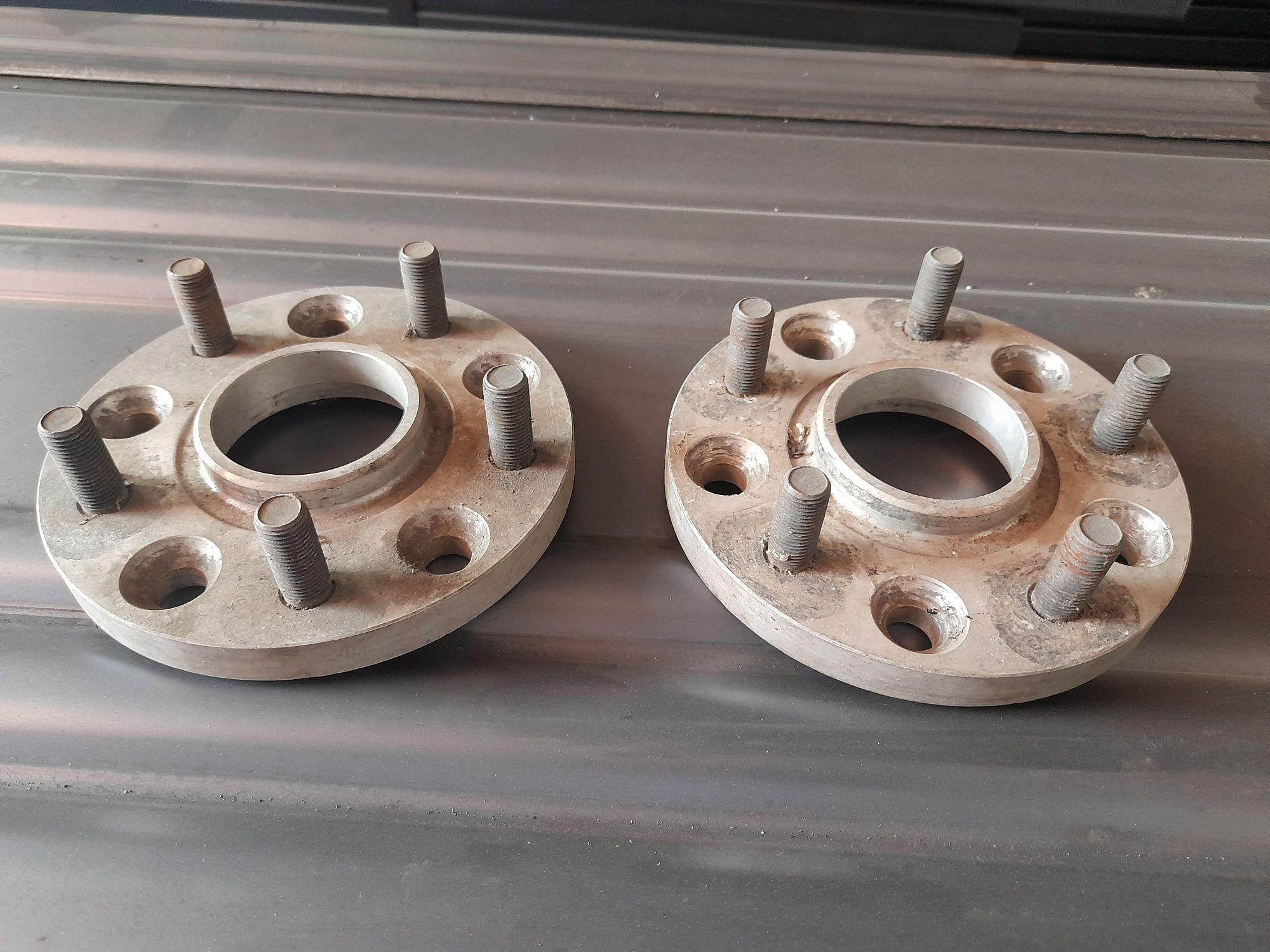 Flanse distantiere 5x130