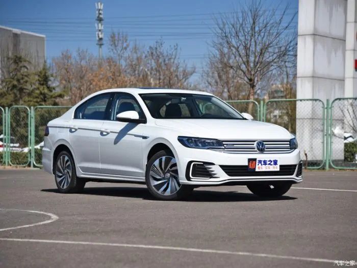 Volkswagen E Bora Бампер Задний