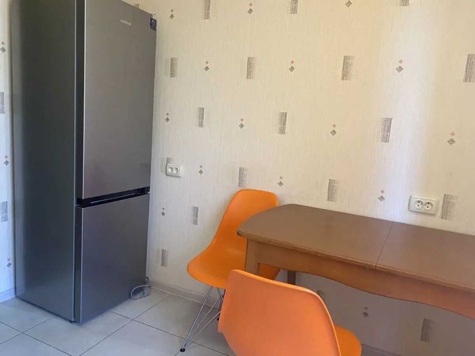 Дава се под наем Тристаен апартамент в София, Зона Б-5 - 80 кв.м за 663 € - Снимка #5