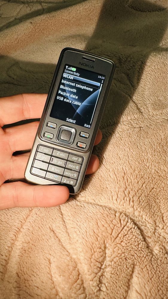 Nokia 6300i model rar cu wifi