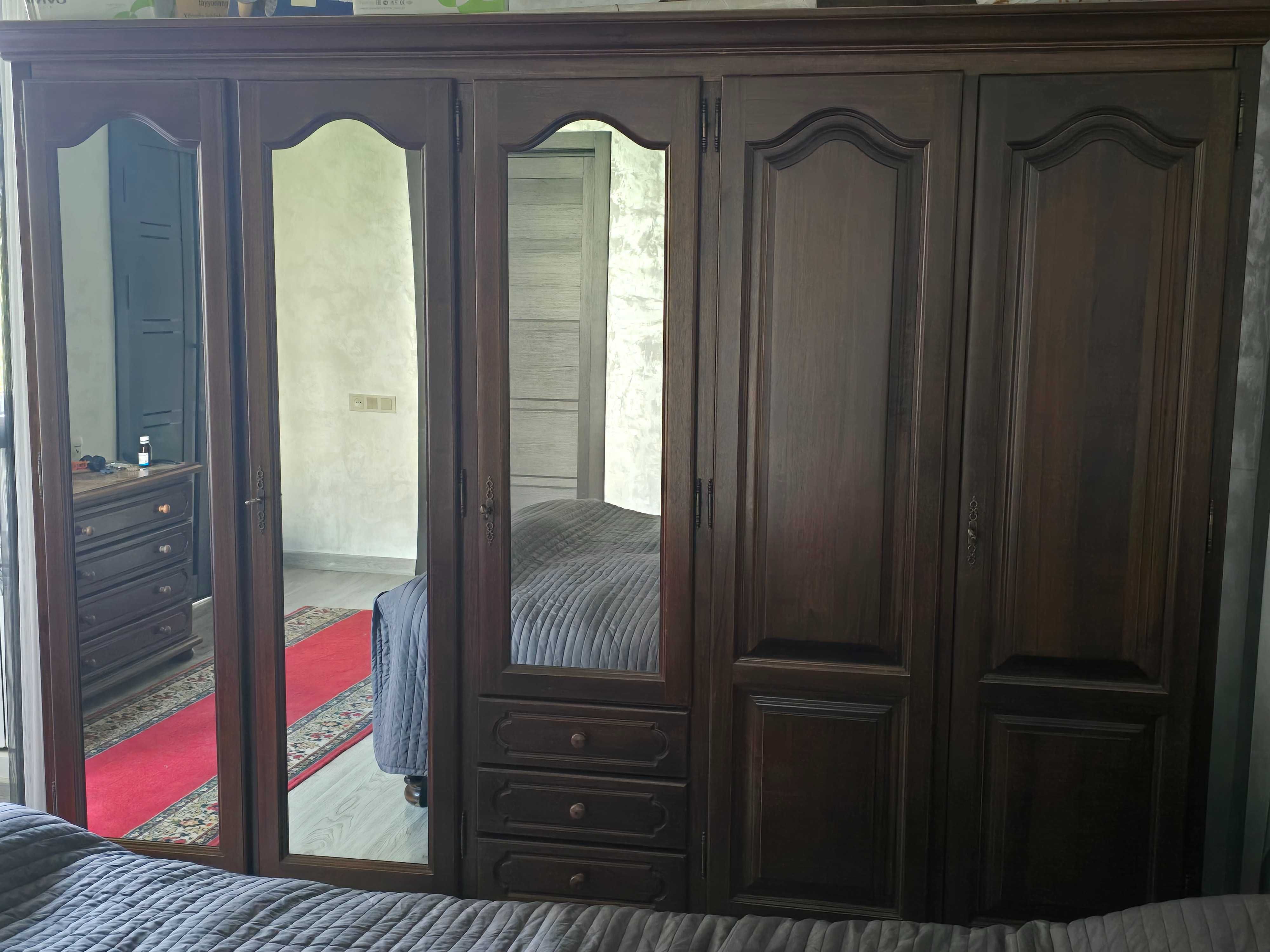 Yotoqxona uchun mebel komplekt